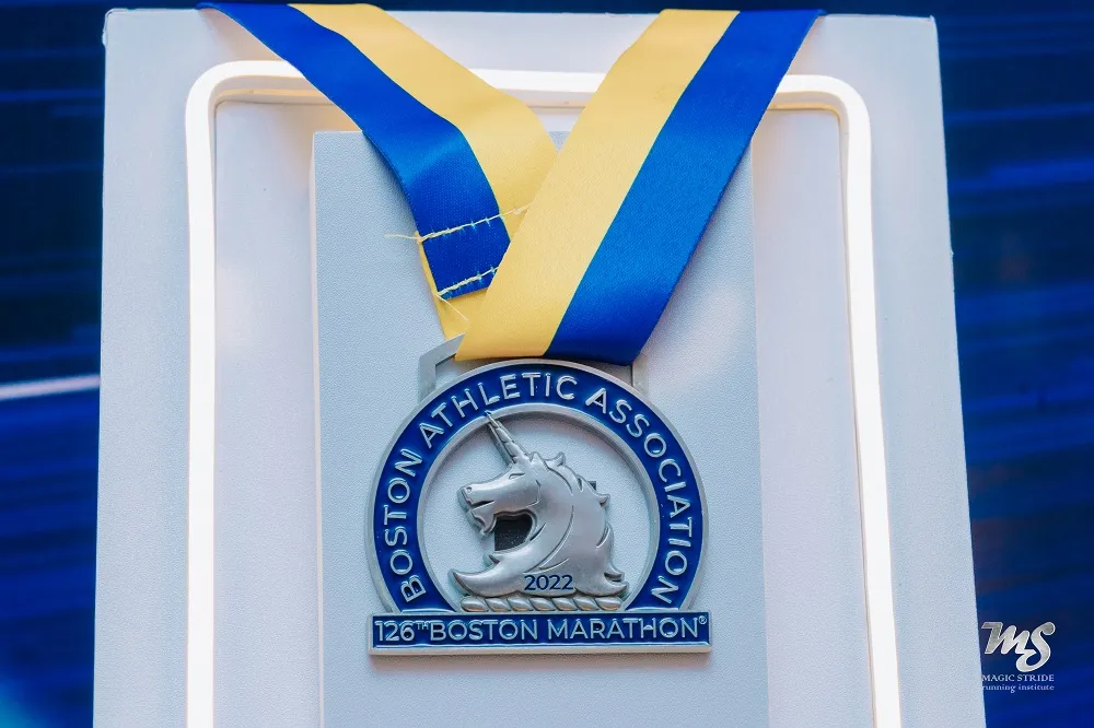 Một trong 6 Huy chương mà Nguyễn Tiểu Phương đạt được tại World Marathon Majors Một trong 6 Huy chương mà Nguyễn Tiểu Phương đạt được tại World Marathon Majors