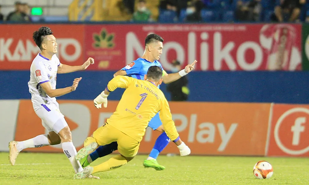 Tiến Linh đã "thông nòng" sẽ là tín hiệu tích cực cho Bình Dương trong giai đoạn hiện nay Tiến Linh đã "thông nòng" sẽ là tín hiệu tích cực cho Bình Dương trong giai đoạn hiện nay