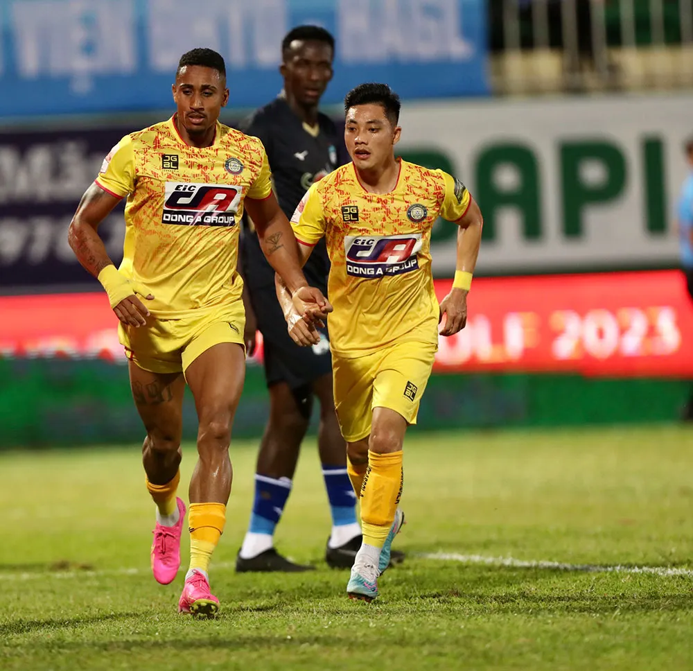 Lâm Ti Phông đang thể hiện phong độ ổn định cùng Thanh Hóa