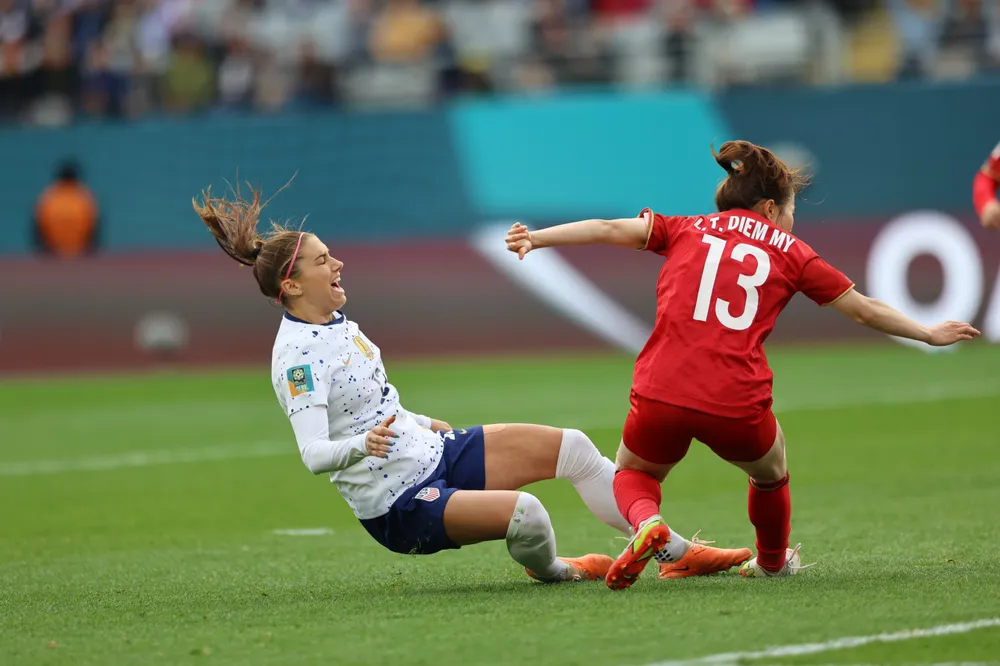 Các cô gái Việt Nam đã có trận đấu đầy quả cảm trước đội tuyển Mỹ Các cô gái Việt Nam đã có trận đấu đầy quả cảm trước đội tuyển Mỹ