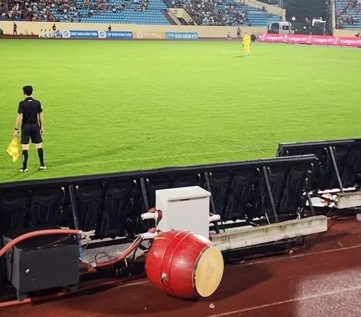 Chiếc trống vốn đồng hành cùng CĐV đội Nam Định trong thời gian qua...