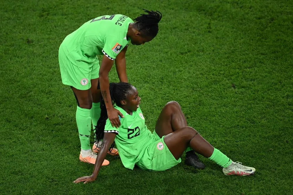 Sự tiếc nuối của Nigeria khi thua ở loạt sút luân lưu. Ảnh: FIFA Sự tiếc nuối của Nigeria khi thua ở loạt sút luân lưu. Ảnh: FIFA