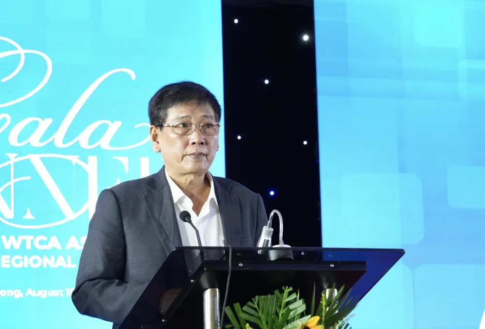 Ông Mai Hùng Dũng – Phó Chủ tịch Thường trực UBND tỉnh phát biểu tại chương trình