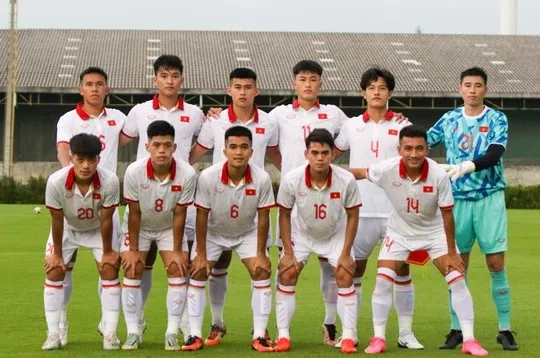 Đội hình xuất phát của U23 Việt Nam ở trận giao hữu với U23 Bahrain. Đội hình xuất phát của U23 Việt Nam ở trận giao hữu với U23 Bahrain.