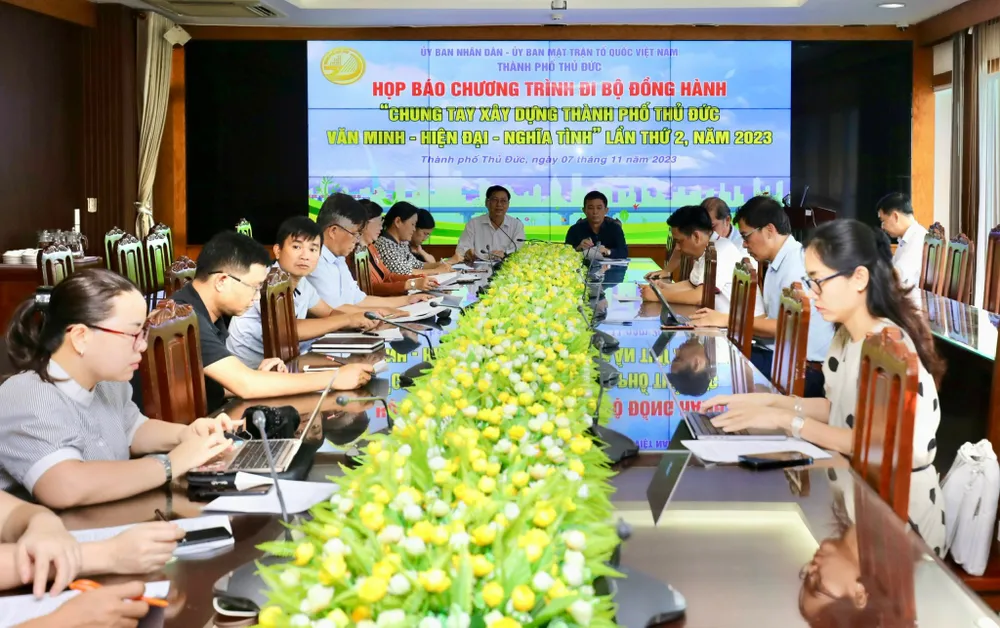 Buổi họp báo giới thiệu về chương trình đi bộ đồng hành. Ảnh: DŨNG PHƯƠNG