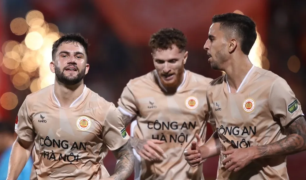 CLB Công an Hà Nội đang đứng nhì bảng sau 3 vòng đầu tiên của V-League 2023-2024 CLB Công an Hà Nội đang đứng nhì bảng sau 3 vòng đầu tiên của V-League 2023-2024