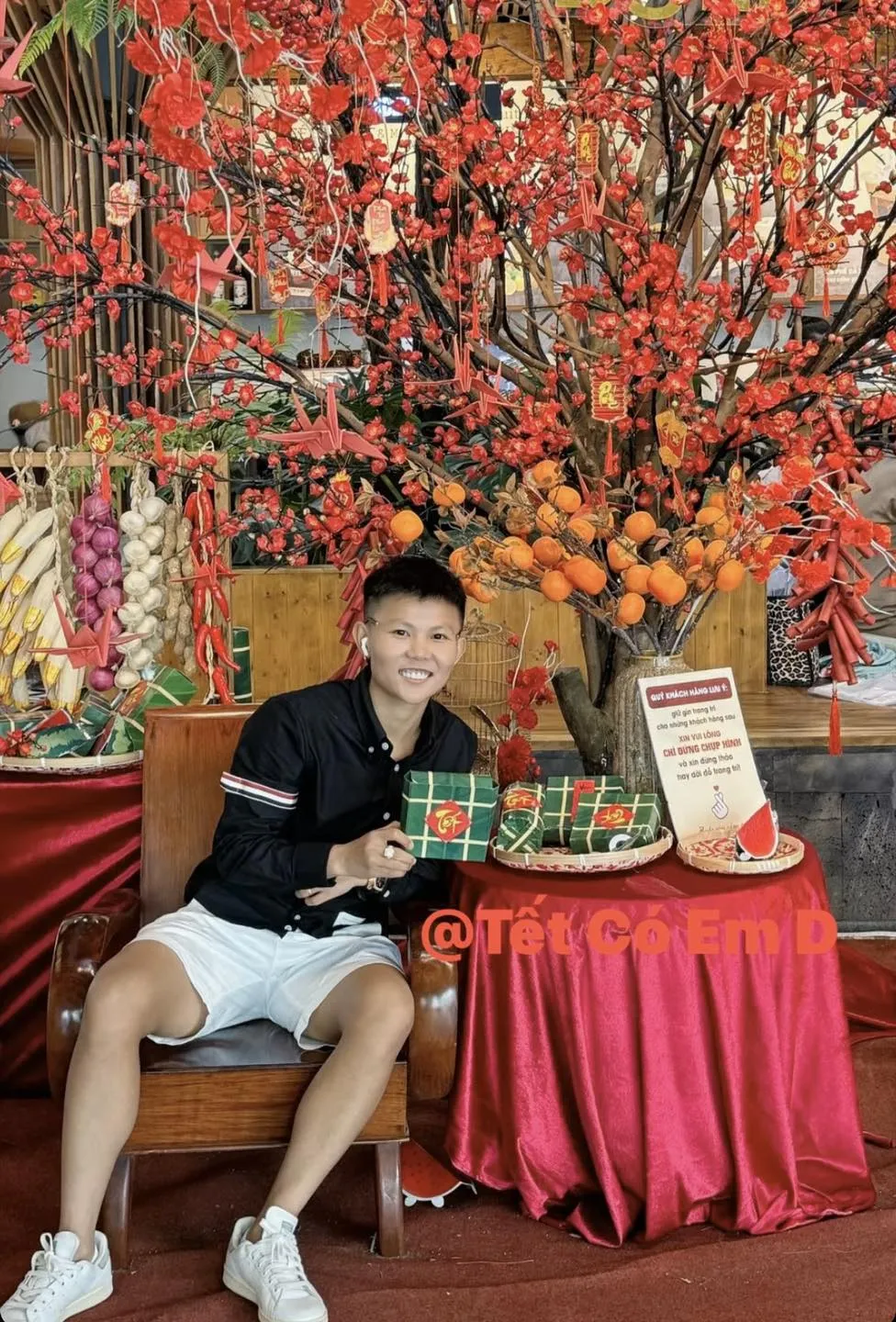 Bích Thùy đón Xuân bên gia đình, sau Tết, cô sẽ ra Thái Nguyên để tập luyện cùng đội bóng mới sau khi chia tay đội nữ TPHCM 1-3063.jpg