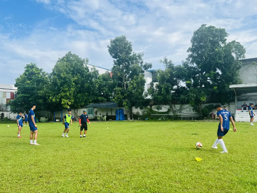 Đội U21 TPHCM luyện tập, sẵn sàng cho trận bán kết gặp Thể Công Viettel. Ảnh: TRÚC GIANG c87f82439ed59ff6b2ac25dfdd717198.jpeg