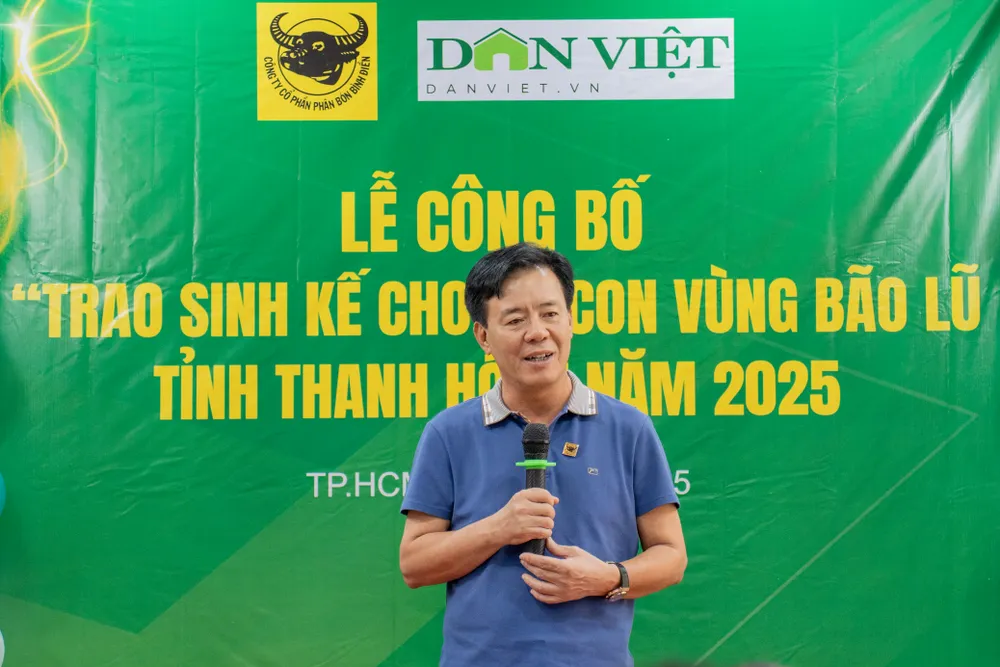 Ông Ngô Văn Đông - Tổng Giám đốc Công ty Cổ phần Phân bón Bình Điền - chia sẻ tại buổi lễ. DSC02161.jpeg