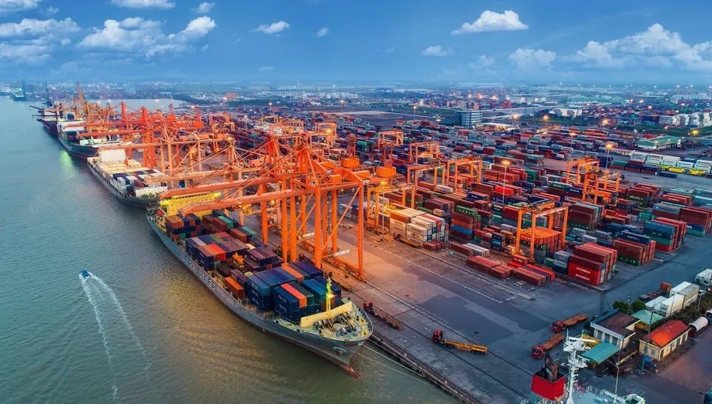 6 tháng: Việt Nam nhập siêu khoảng 1,47 tỷ USD
