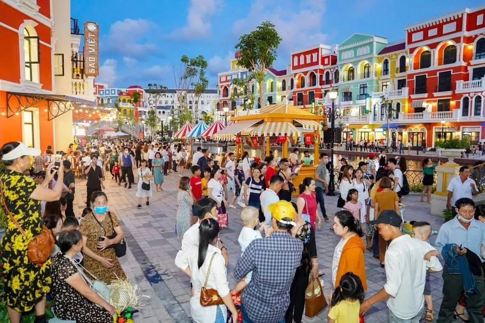 Tháng 10 đã có dấu hiệu tích cực cho du lịch, nhưng muốn phục hồi, các tỉnh phải cùng mở cửa ảnh 1