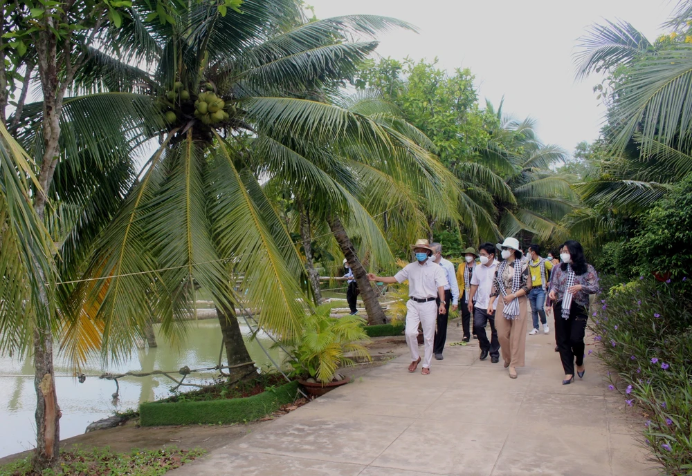 TPHCM bắt tay cùng Long An, Bến Tre phát triển du lịch 