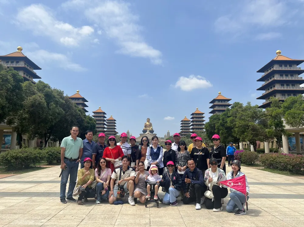 Tour Tết bắt đầu sôi động