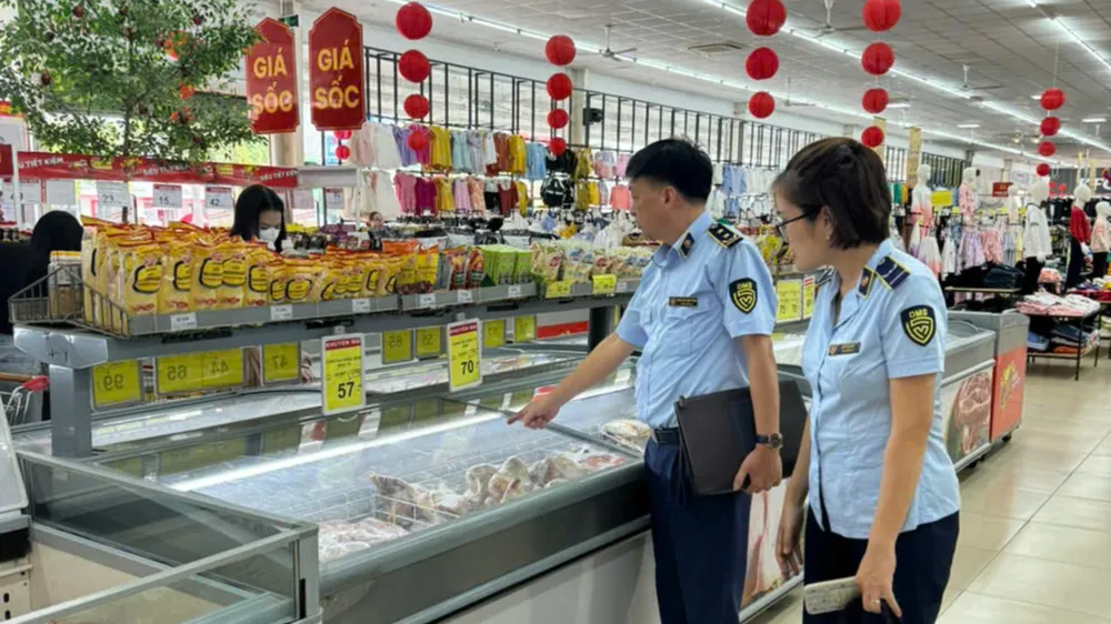 Đảm bảo nguồn cung hàng hoá thiết yếu sau bão số 5