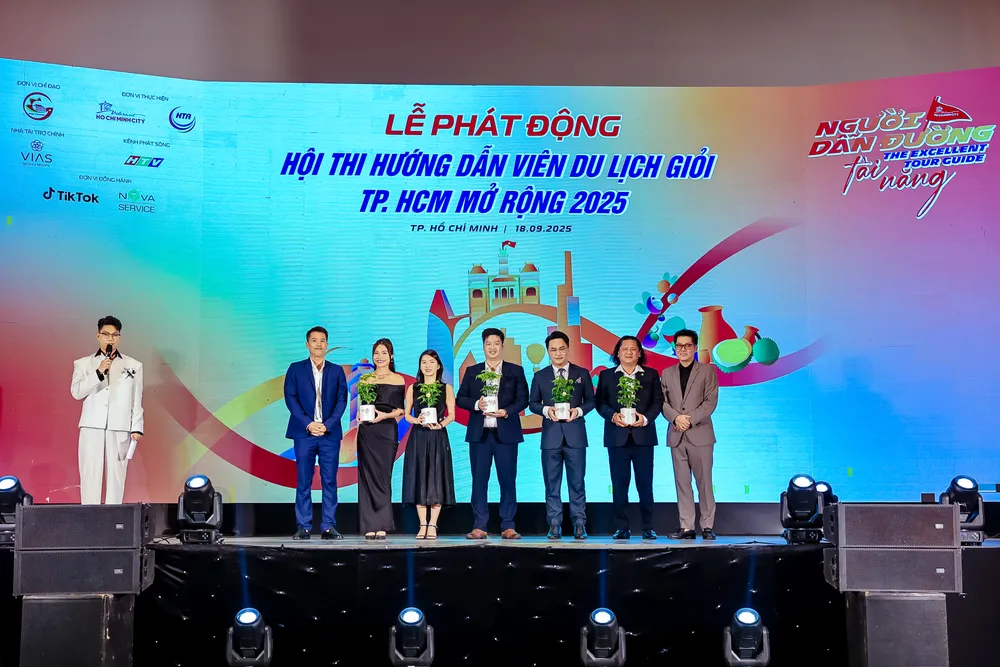 'Sân chơi' nghề nghiệp cho hướng dẫn viên du lịch