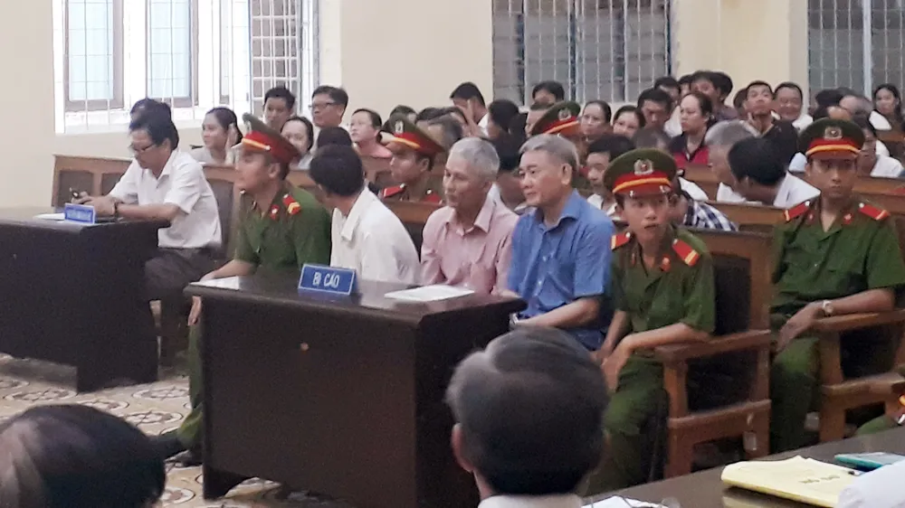 Các bị cáo tại tòa