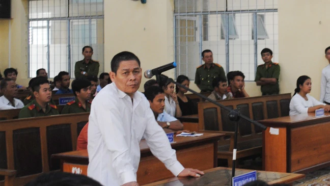 Xét xử vụ án bé gái bị xâm hại tình dục, uất ức tự tử ảnh 1 Xét xử vụ án bé gái bị xâm hại tình dục, uất ức tự tử ảnh 1