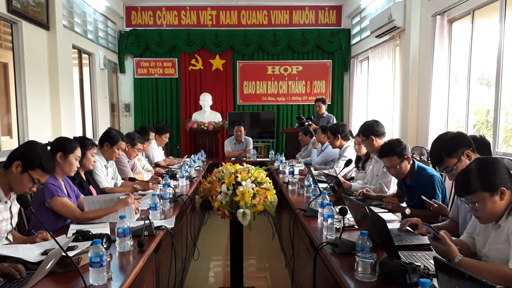 Cuộc họp giao ban báo chí tháng 8-2018