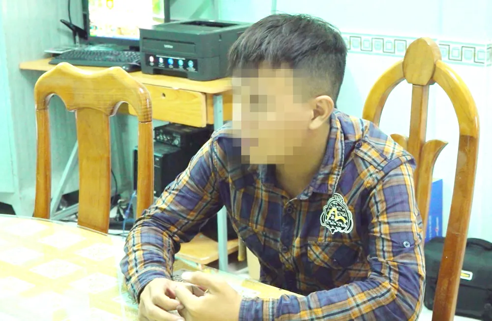 Bị công an mời làm việc vì chạy mô tô 1 bánh, đăng Tiktok