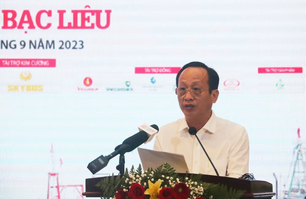 Ông Phạm Văn Thiều, Chủ tịch UBND tỉnh Bạc Liêu phát biểu tại chương trình Ông Phạm Văn Thiều, Chủ tịch UBND tỉnh Bạc Liêu phát biểu tại chương trình