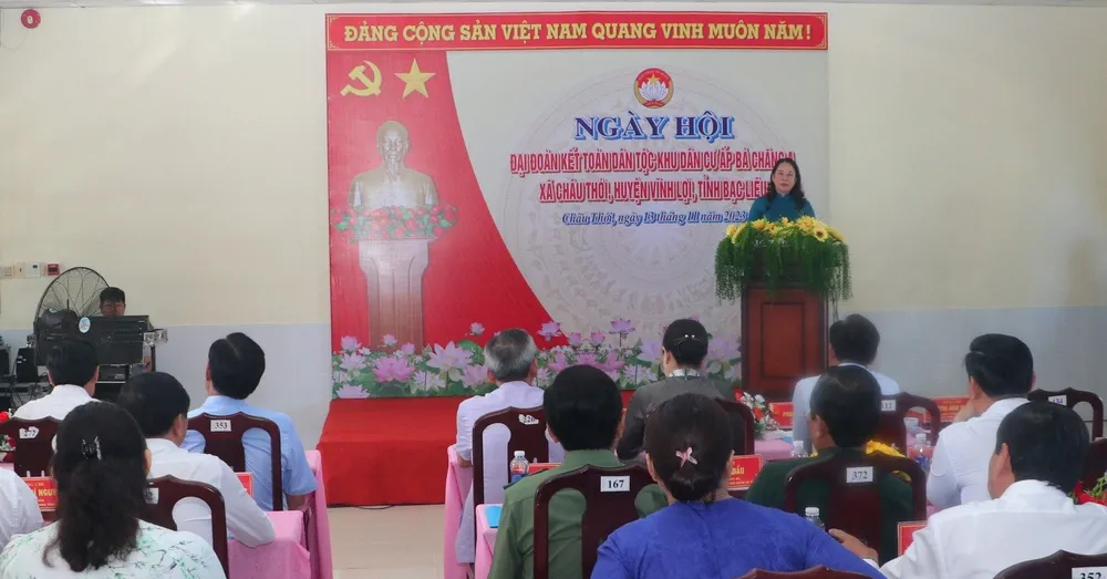 Phó Chủ tịch nước Võ Thị Ánh Xuân phát biểu tại ngày hội Phó Chủ tịch nước Võ Thị Ánh Xuân phát biểu tại ngày hội