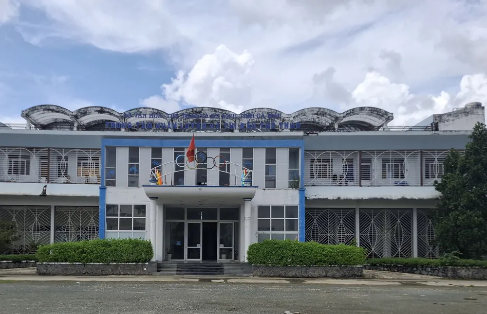Trung tâm huấn luyện và thi đấu thể thao tỉnh Cà Mau Trung tâm Huấn luyện và Thi đấu thể thao tỉnh Cà Mau 2.jpg