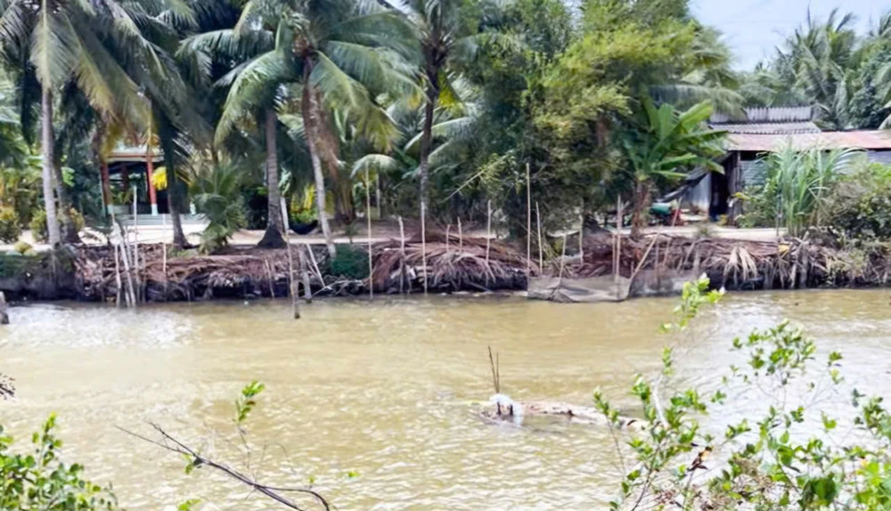 Hiện trường nam thanh niên bị nạn 345d7a4ba3fa12a44beb.jpg