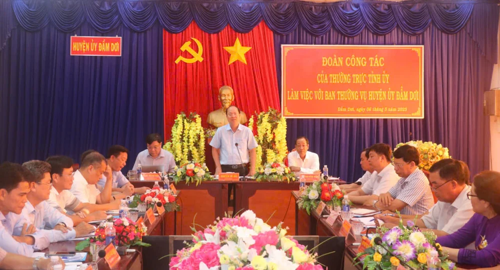 Bí thư Tỉnh uỷ Cà Mau Nguyễn Hồ Hải phát biểu tại buổi làm việc 805c83286ac0d89e81d1.jpg