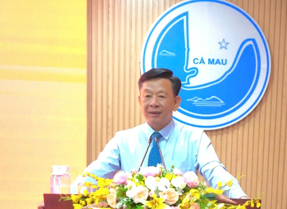 Trưởng ban Tuyên giáo và Dân vận Tỉnh ủy Cà Mau Hồ Trung Việt phát biểu tại hội nghị. Ảnh: MỸ TRÂN 3f8802ac258391ddc892.jpg