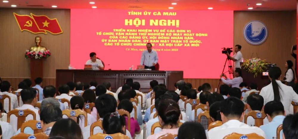 Quang cảnh hội nghị 44096a5ce410534e0a01.jpg