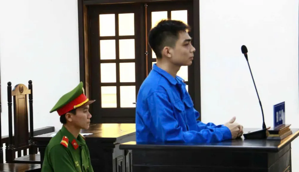 Bị cáo Lê Phúc Thịnh tại phiên tòa sơ thẩm. Ảnh: PHÚC NGUYÊN 3d7604c745c0cc9e95d1.jpg