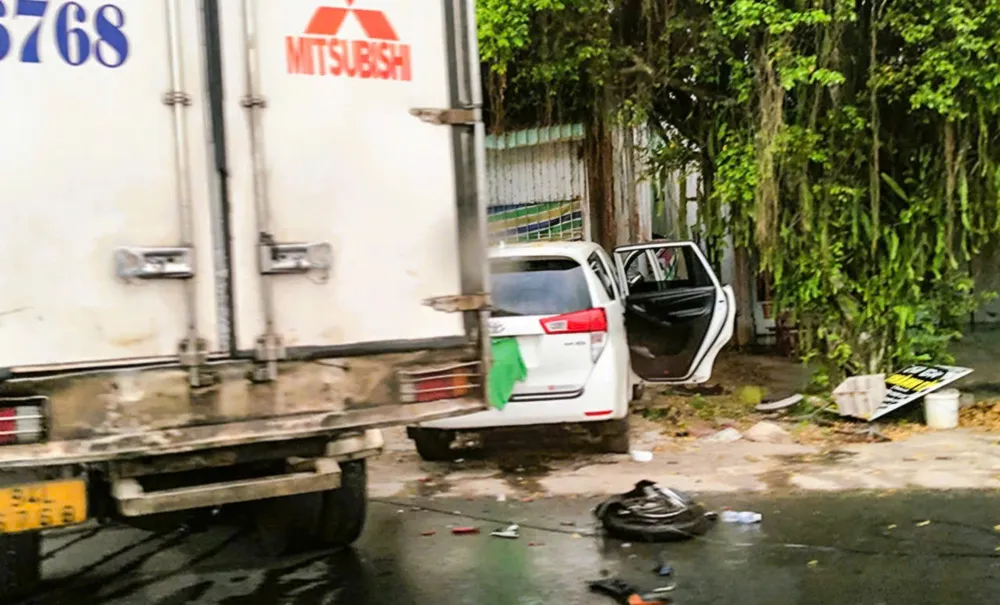 Hiện trường vụ tai nạn 5edf0f69d34b5a15035a.jpg