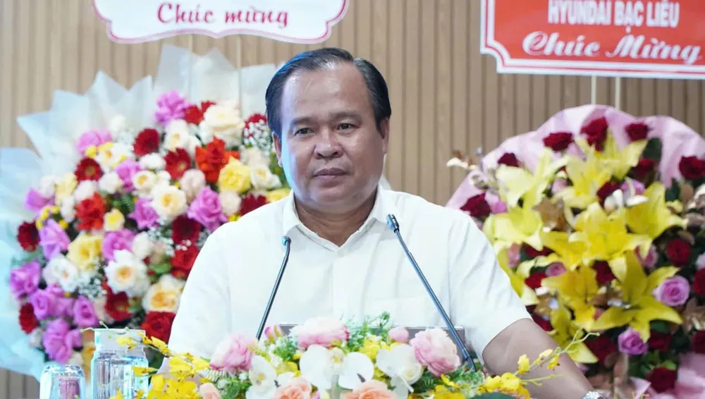 Phó Chủ tịch UBND tỉnh Cà Mau Nguyễn Minh Luân phát biểu tại hội nghị 3060ae166417ec49b506.jpg