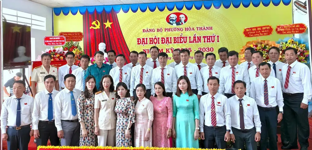Ban Chấp hành Đảng bộ, Ủy ban Kiểm tra Đảng ủy phường Hòa Thành nhiệm kỳ 2025-2030 và Đoàn đại biểu dự Đại hội Đảng bộ tỉnh Cà Mau d833ba536782efdcb693.jpg