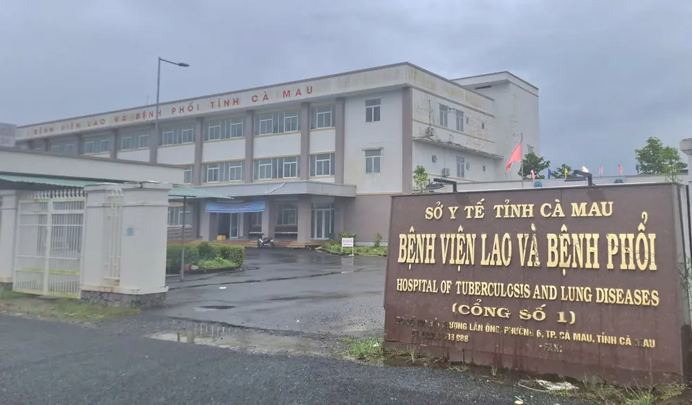 Bệnh viện Lao và Bệnh phổi Cà Mau đang thiếu tiền trả lương cho nhân viên 921ffe42d67d5c23056c.jpg