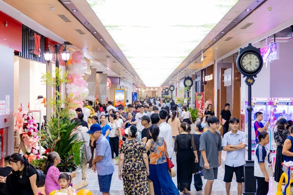 “Đại lộ ẩm thực” thu nhỏ với nhiều thương hiệu nổi tiếng Picture5.png