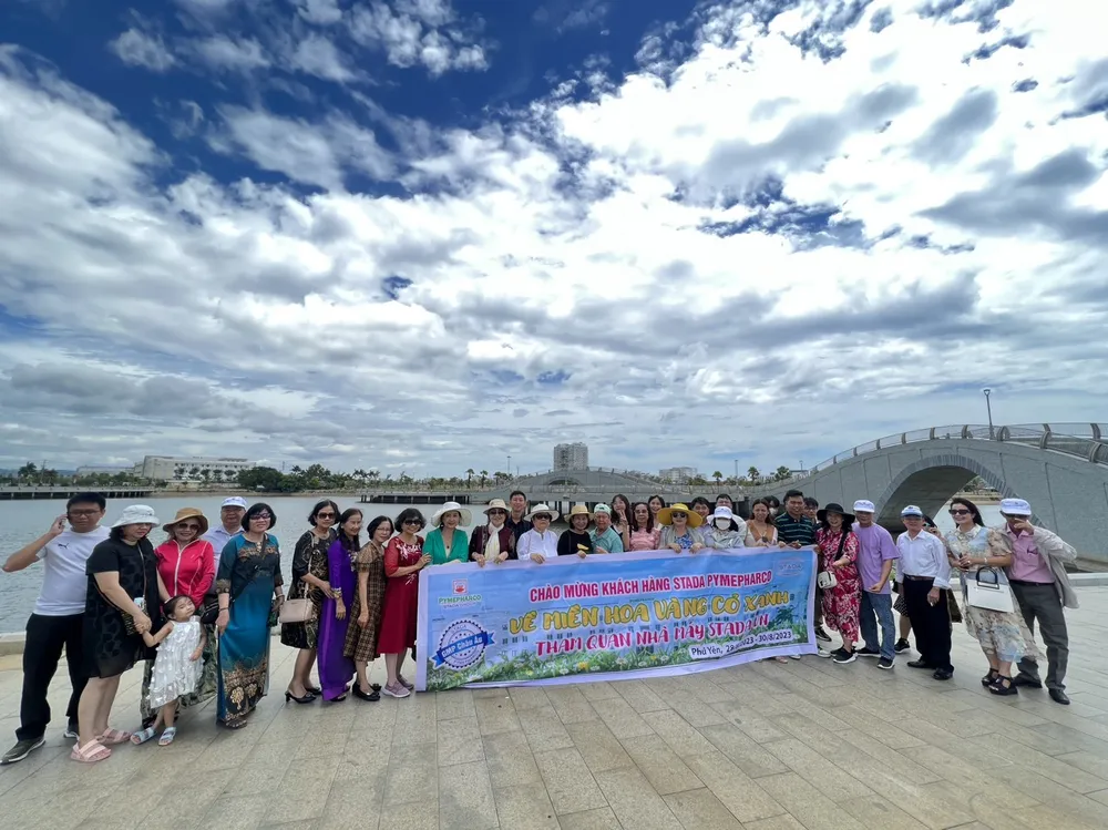 Tham quan công viên Hồ điều đòa