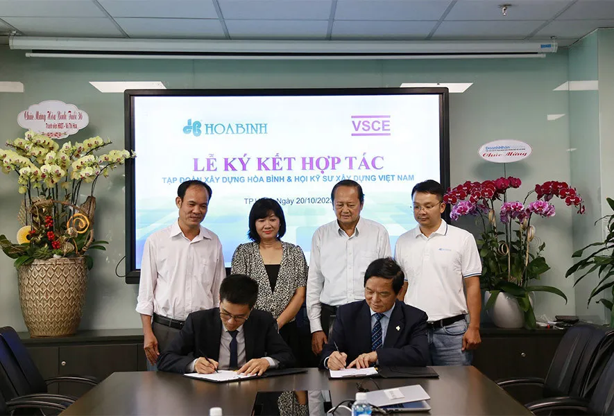 Tập đoàn Xây dựng Hòa Bình ký hợp tác với Hội Kỹ sư xây dựng Việt Nam ảnh 1