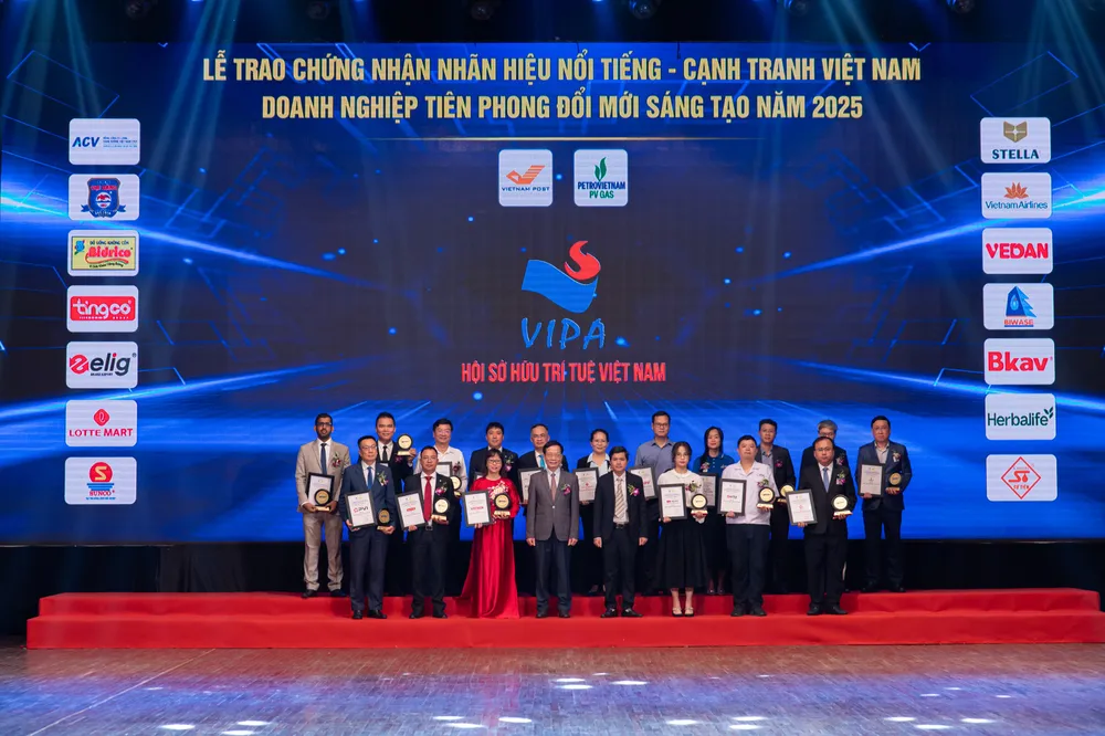 Các doanh nghiệp được trao chứng nhận “Nhãn hiệu nổi tiếng Việt Nam” tại lễ vinh danh năm 2025 Các doanh nghiệp được trao chứng nhận “Nhãn hiệu nổi tiếng Việt Nam” tại lễ vinh danh năm 2025.jpg