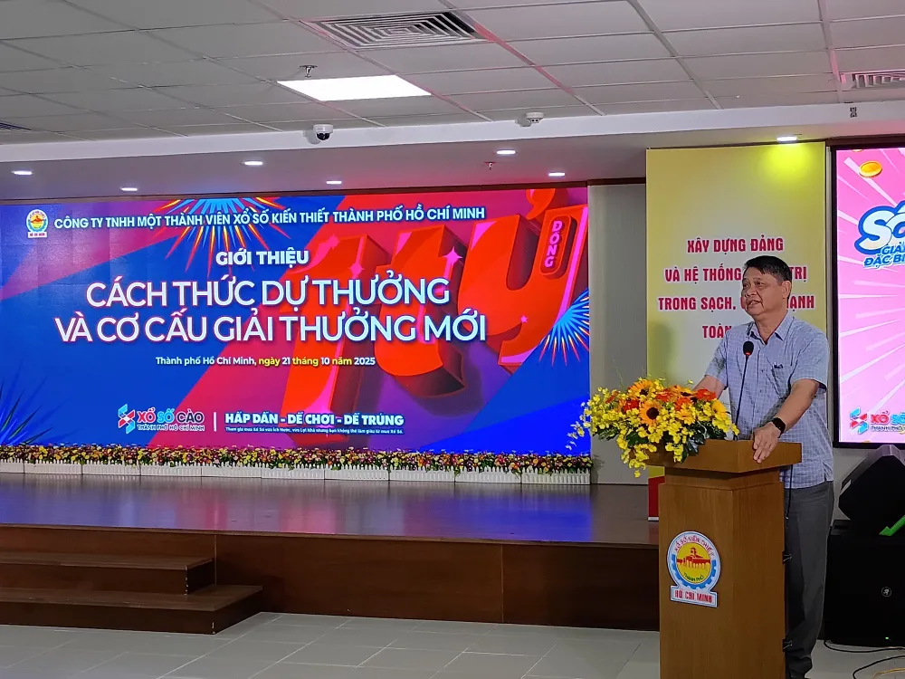 Ông Nguyễn Quốc Chiến - Chủ tịch HĐTV Công ty XSKT Thành phố Hồ Chí Minh phát biểu, đây là một bước đi chiến lược quan trọng trọng việc Hiện đại hóa Ngành Xổ số - Và là xu hướng tất yếu nhằm đa dạng hóa sản phẩm, thu hút lớp khách hàng mới và cạnh tranh với các loại hình xổ số hiện đại khác OK.jpg