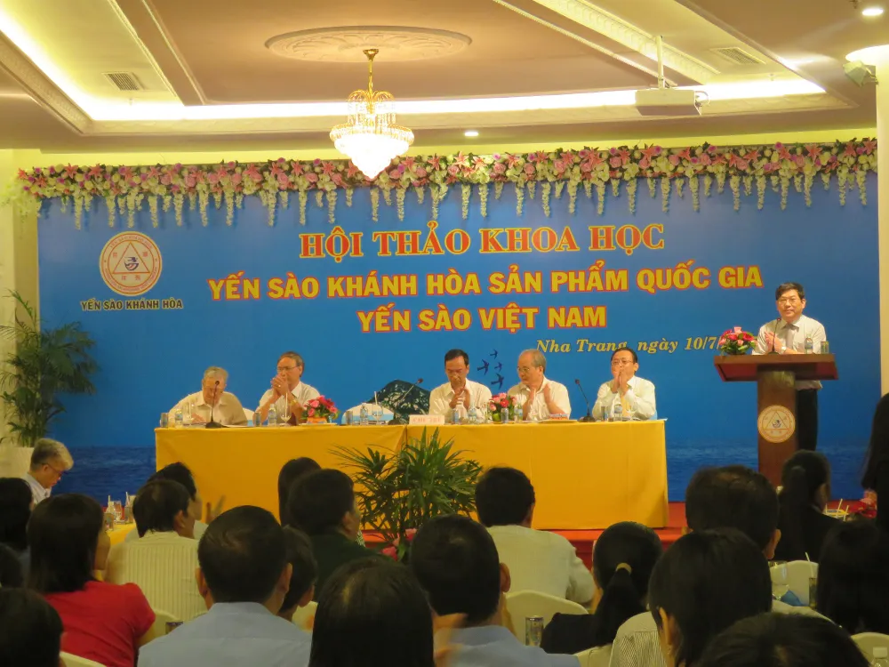 8. Hội thảo khoa học YSKH sản phẩm quốc gia Yến sào Việt Nam năm 2015.JPG