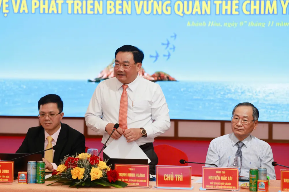 Ông Trịnh Minh Hoàng-Phó Chủ tịch UBND Tỉnh Khánh Hòa phát biểu tại Hội Thảo.jpg