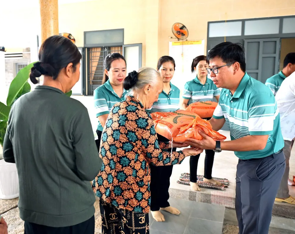 bwaco - nhan ai - anh 5.jpg