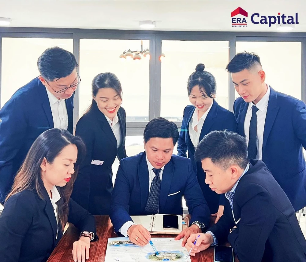 Tại ERA Capital, nhân lực được nâng tầm và hỗ trợ đa chiều nhằm tạo nên nguồn thu nhập không giới hạn