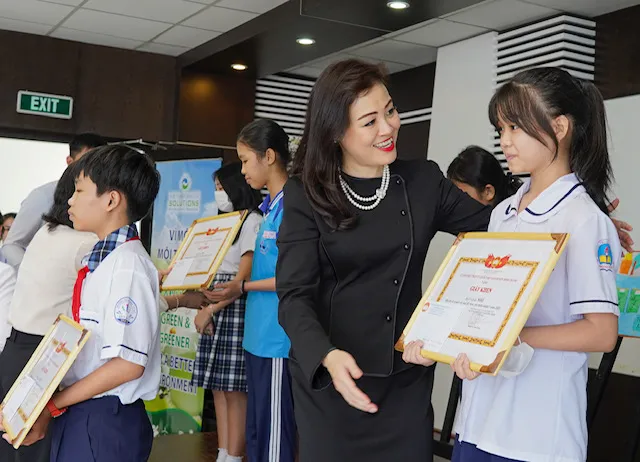 Học sinh thích thú với các hội thi vì môi trường xanh tại VWS ảnh 6