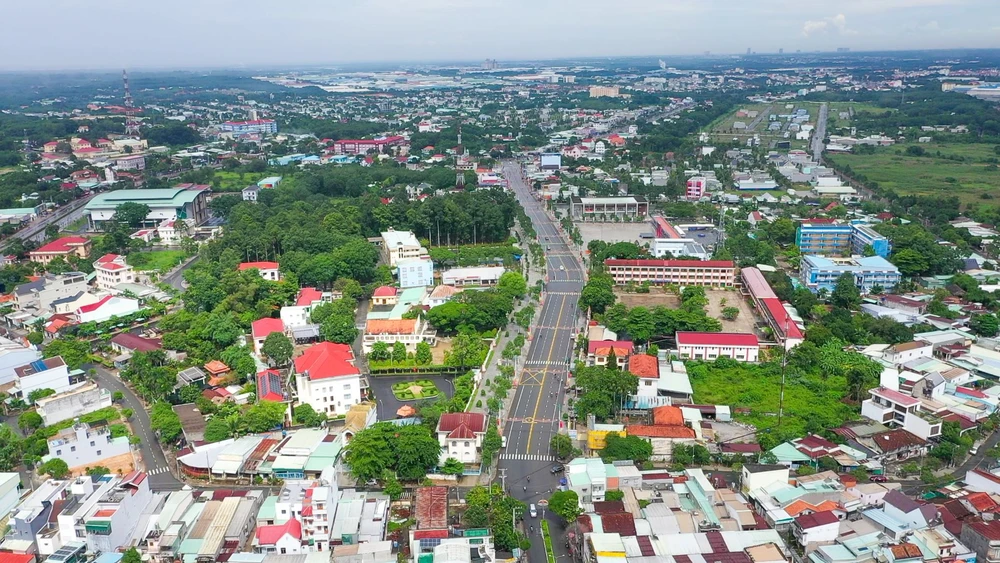 Bất động sản Bến Cát đang sở hữu nhiều lợi thế từ quy hoạch lên thành phố, phát triển công nghiệp và hạ tầng