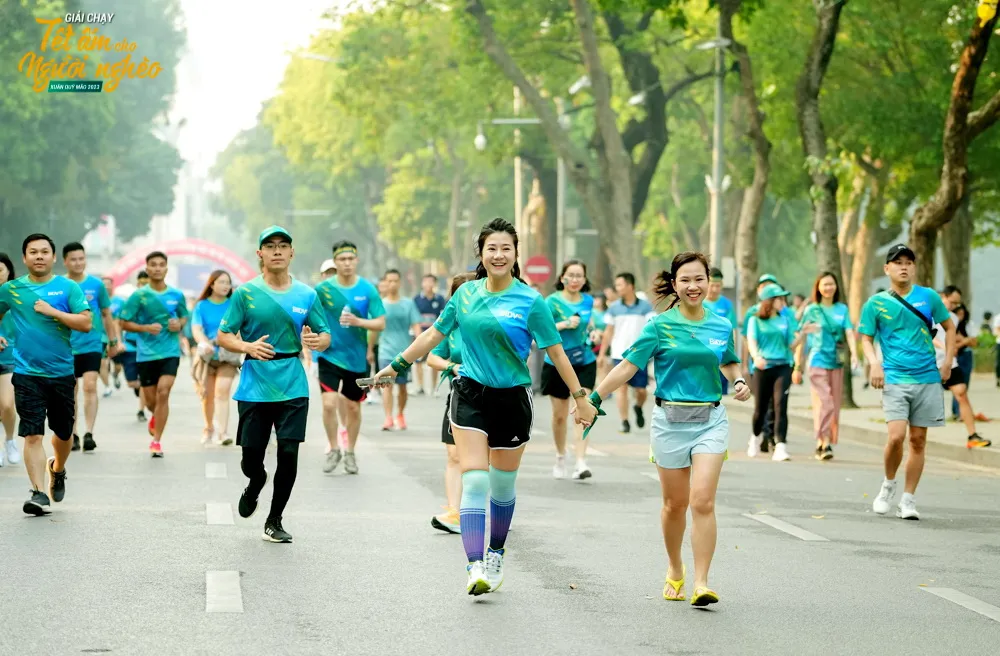 BIDV phát động giải chạy “Tết ấm cho người nghèo Xuân Quý Mão 2023” ảnh 3