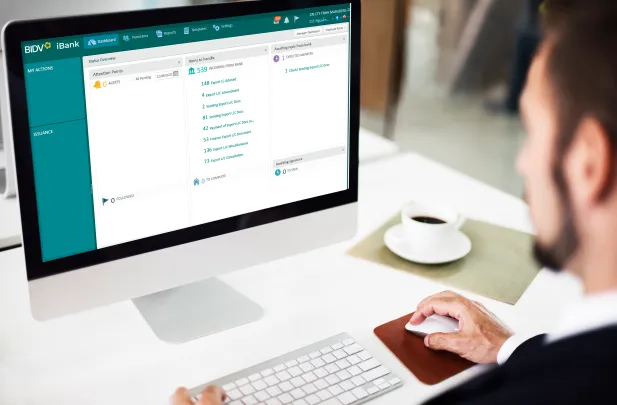 Khách hàng sử dụng dịch vụ TTTM trên BIDV iBank Khách hàng sử dụng dịch vụ TTTM trên BIDV iBank