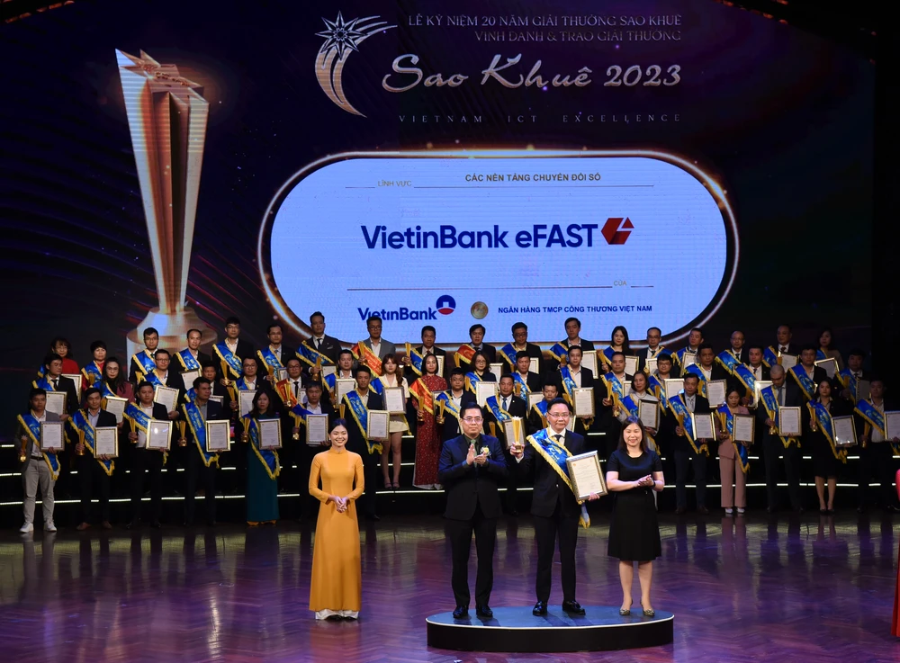 Ngân hàng số cho doanh nghiệp của VietinBank được vinh danh Sao Khuê 2023