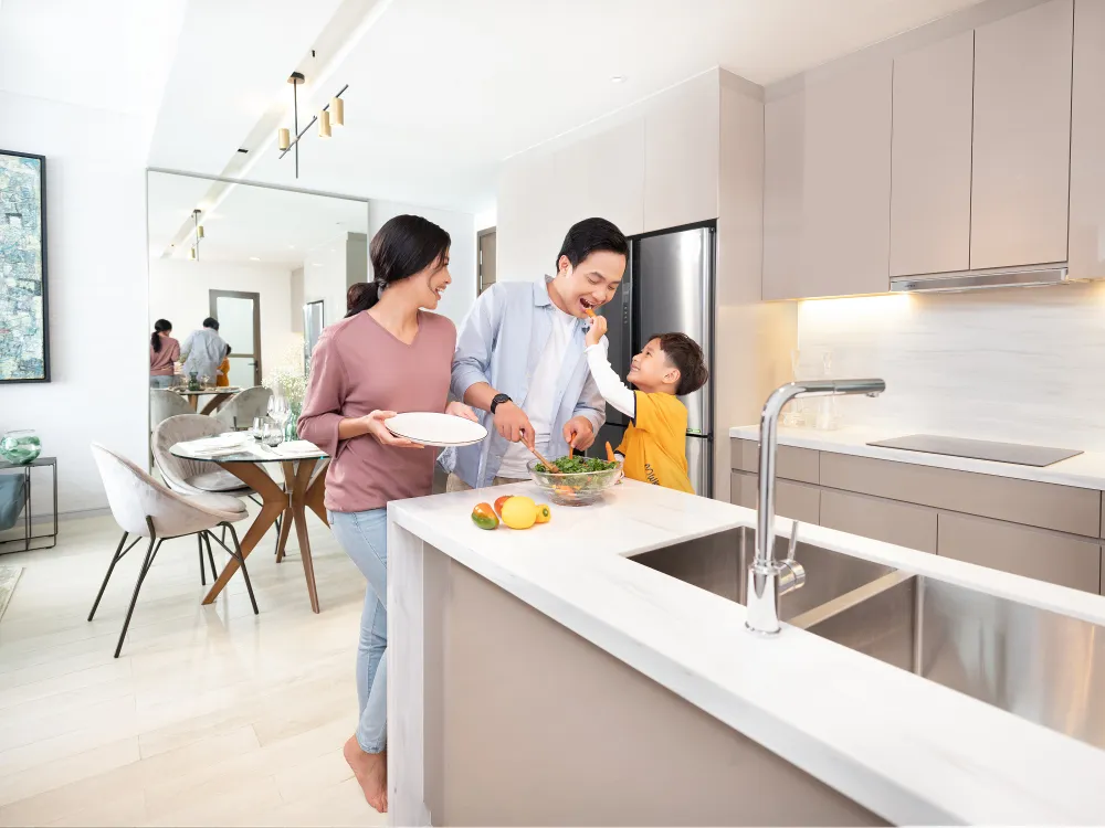 Nhiều người, đặc biệt là các gia đình trẻ mong muốn tìm căn hộ an cư, phù hợp khả năng tài chính để ổn định cuộc sống Nhiều người, đặc biệt là các gia đình trẻ mong muốn tìm căn hộ an cư, phù hợp khả năng tài chính để ổn định cuộc sống